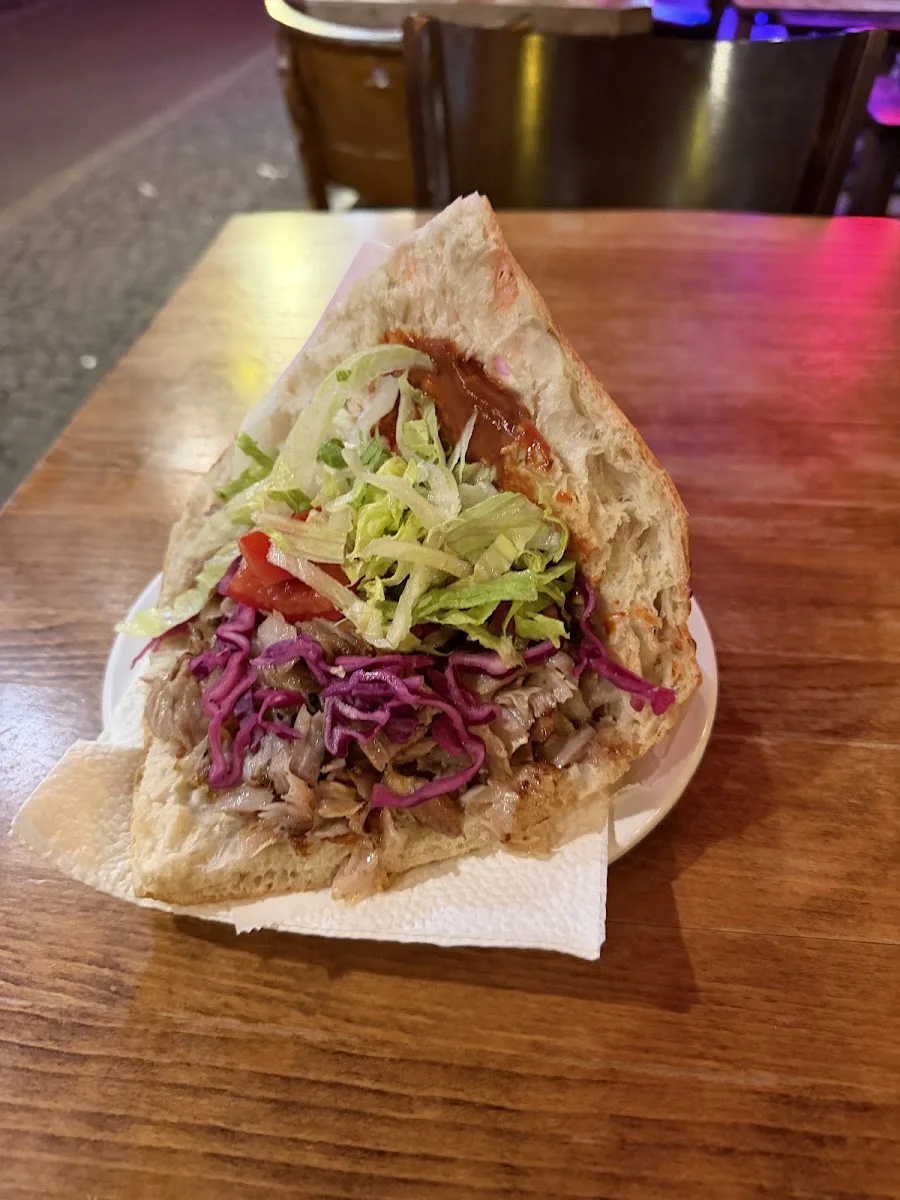 Pamfilya Restaurant – Restaurant in Berlin
