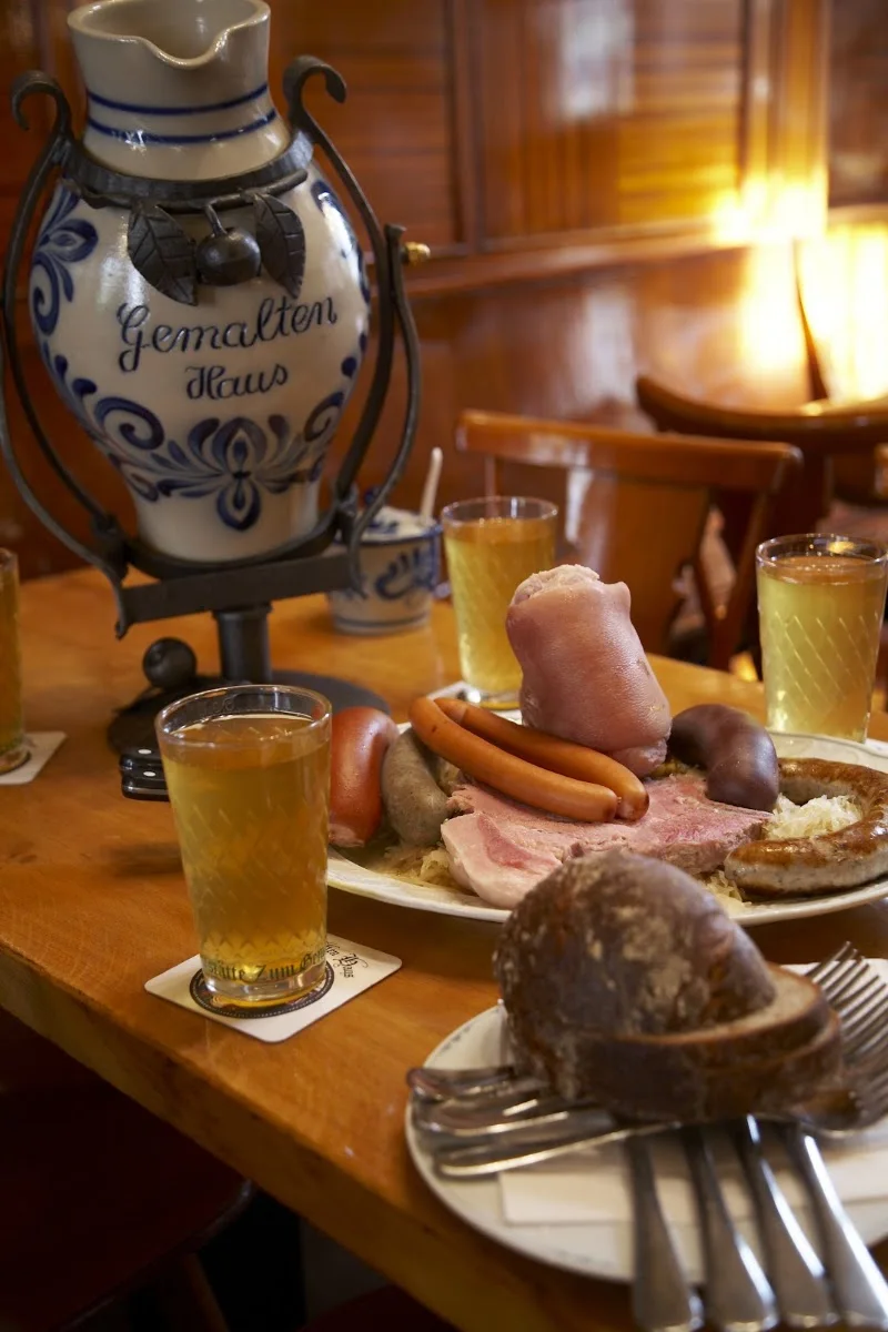 Zum Gemalten Haus – Essen und Trinken in Frankfurt am Main, Hessen