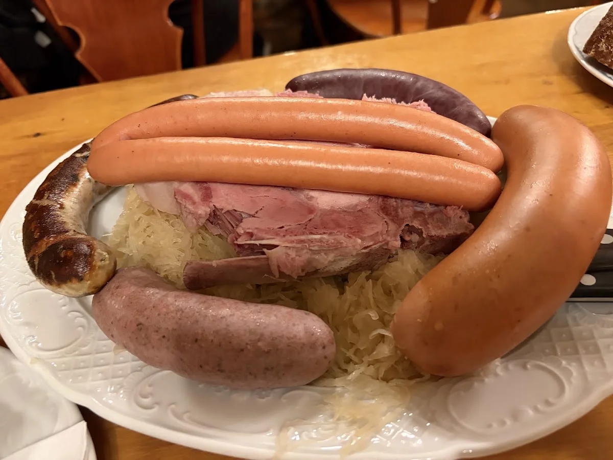 Zum Gemalten Haus – Choucroute garnie in Frankfurt am Main, Hessen