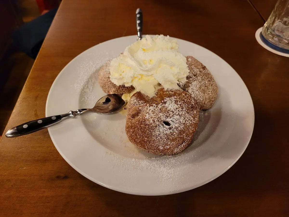 Ebbelwoi Unser – Apfelkuchen in Frankfurt am Main, Hessen
