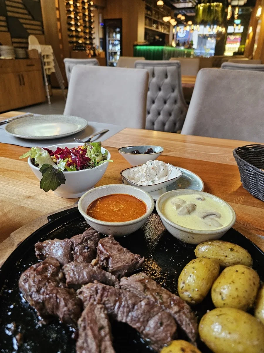 Chema Restaurant – Sirloin-Steak in Köln, Nordrhein-Westfalen