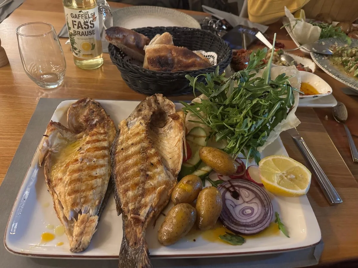 Chema Restaurant – Wolfsbarsch in Köln, Nordrhein-Westfalen