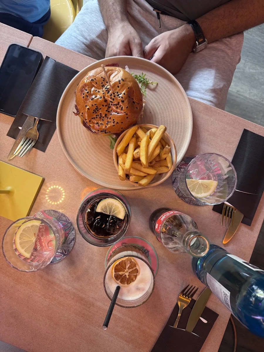 Kiwis – Restaurant • Bar • Events – Bar in Frankfurt am Main, Hessen