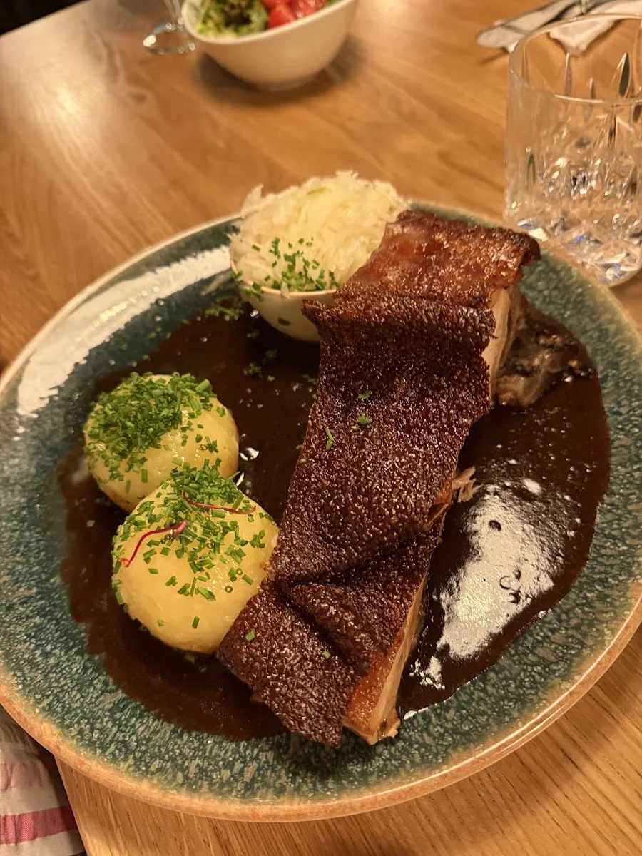 Hamborger Veermaster – Schweinebauch in Hamburg