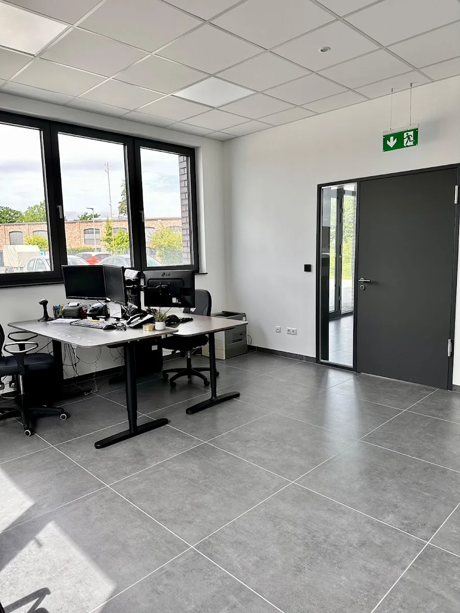 König Tours GmbH & Co KG – Innenansichten in Brühl, Nordrhein-Westfalen