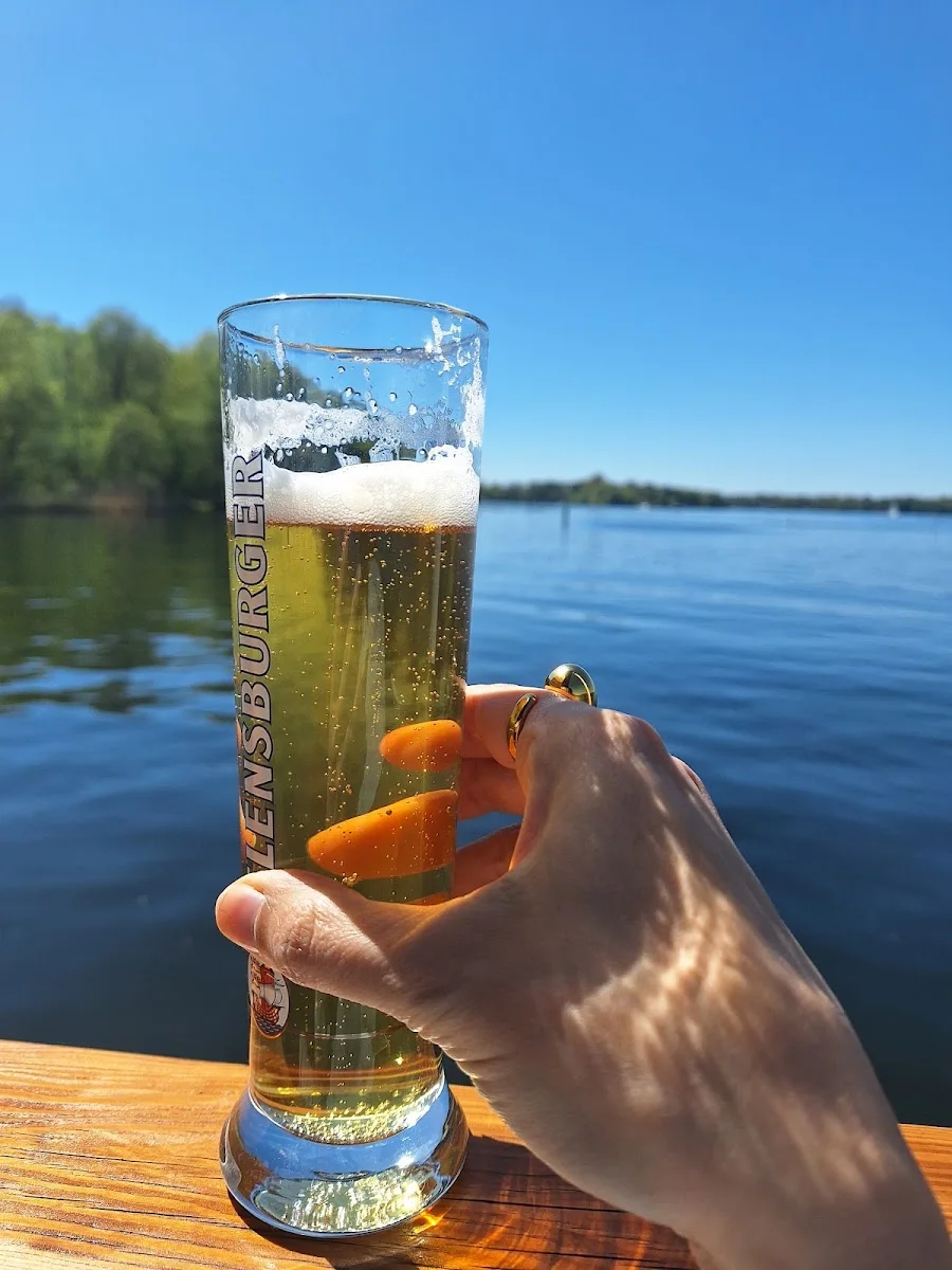 Alte Liebe Restaurantschiff – Bier in Berlin