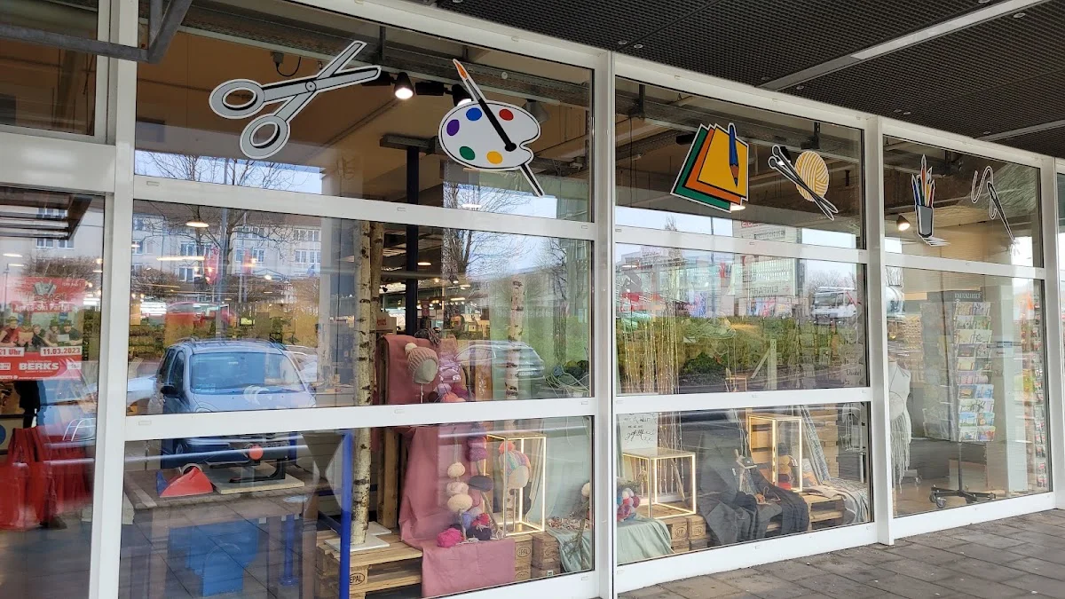 Junghans-Wolle Creativ Shop – Besucherfoto von Jeffrey Lebowski in Aachen, Nordrhein-Westfalen
