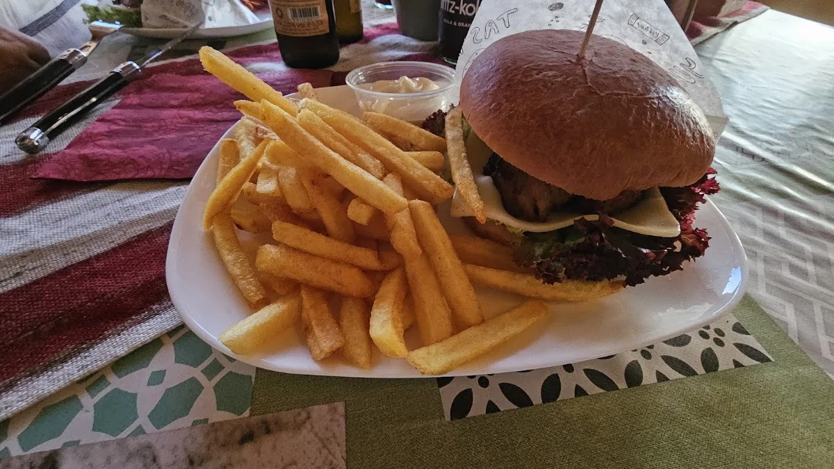 BENN'S CLUBHAUS – Pommes frites in Erfurt, Thüringen