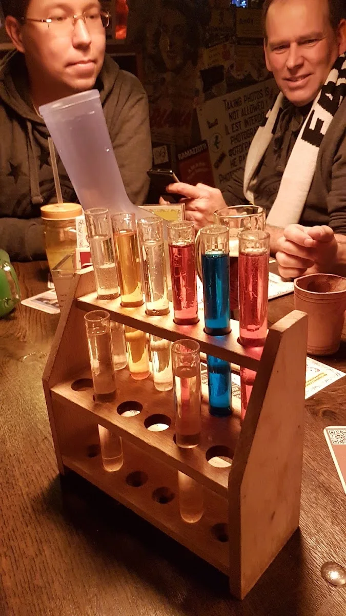 Das KLO – Erlebniskneipe Berlin – Essen und Trinken in Berlin