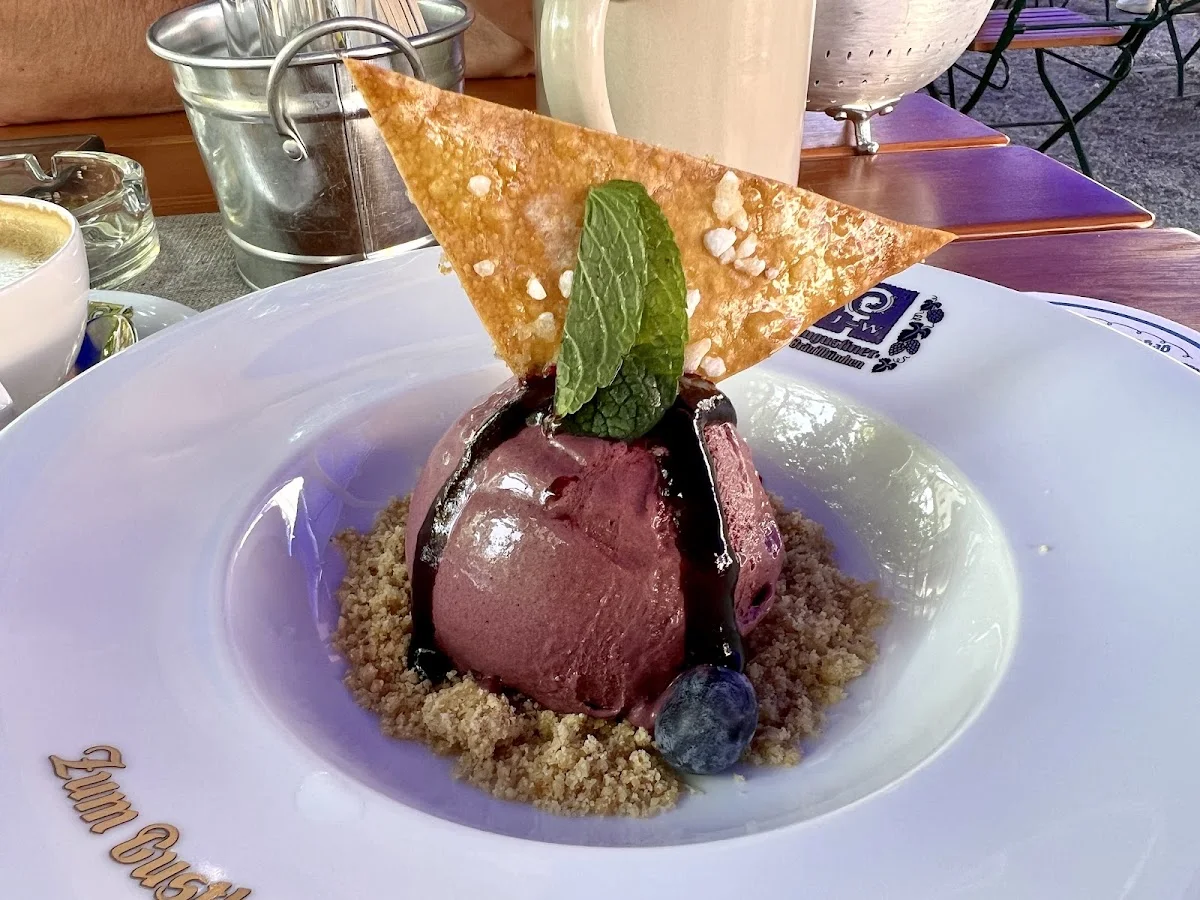 Stiftungsgasthaus Zum Gustl – Essen und Trinken in München, Bayern