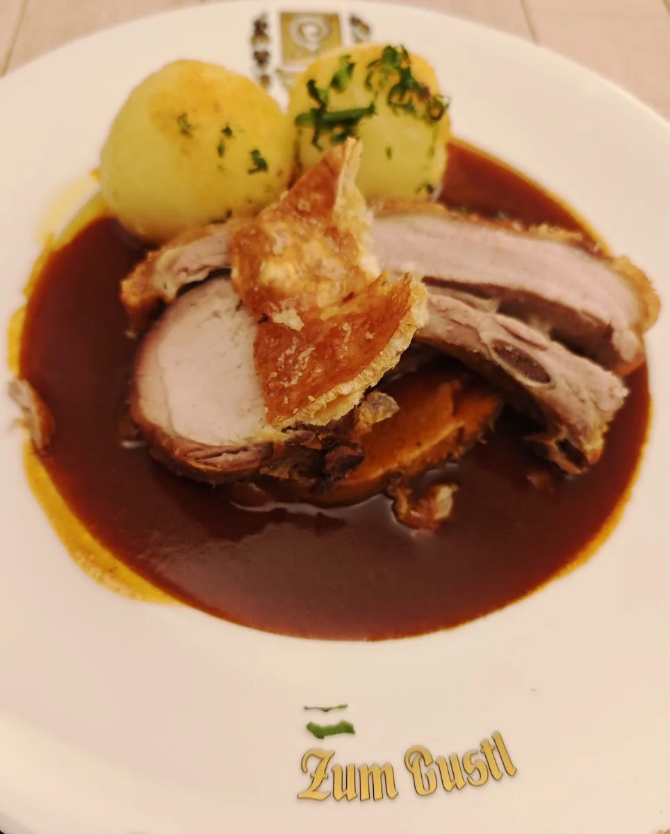 Stiftungsgasthaus Zum Gustl – Sauerkraut in München, Bayern