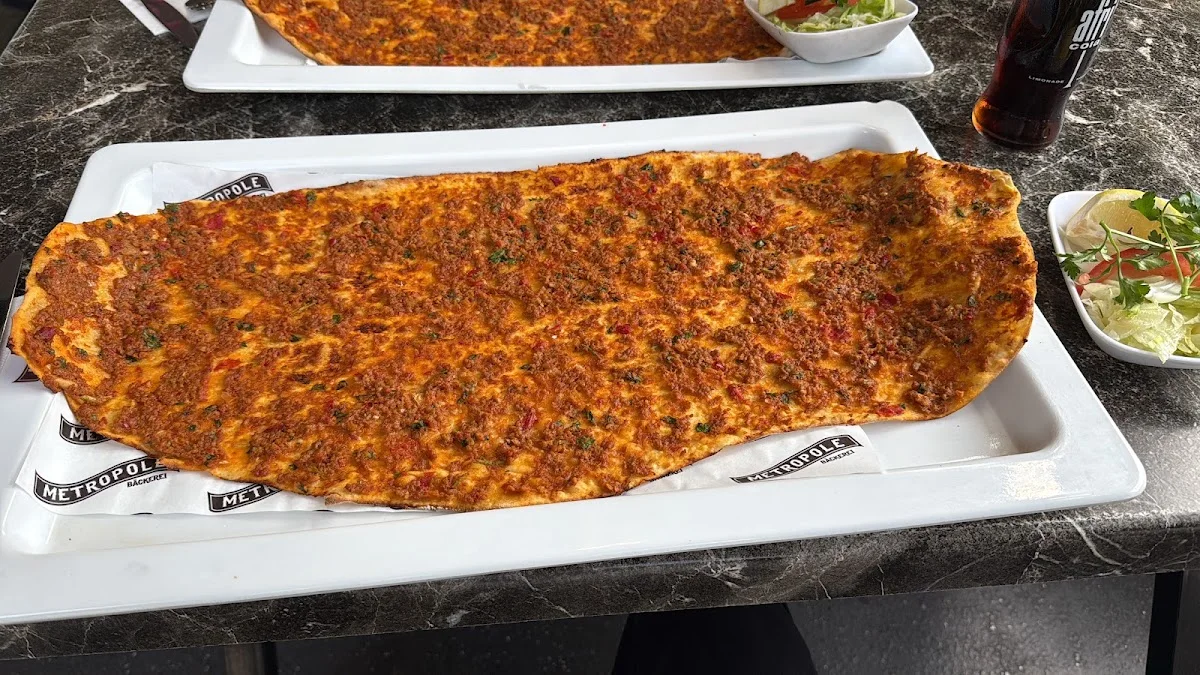 Bäckerei Metropole GmbH – Lahmacun in Stuttgart Zuffenhausen, Baden-Württemberg