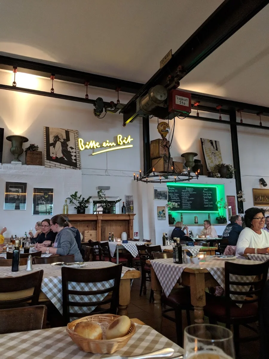 Ristorante Pizzeria Al Lido in Hamburg - Hafencity – Essen und Trinken in Hamburg