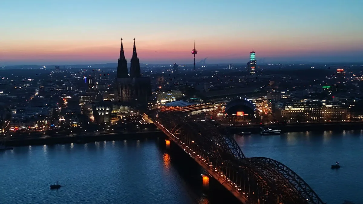 KölnTriangle - Hochhaus – Aussichtsplattform in Köln, Nordrhein-Westfalen