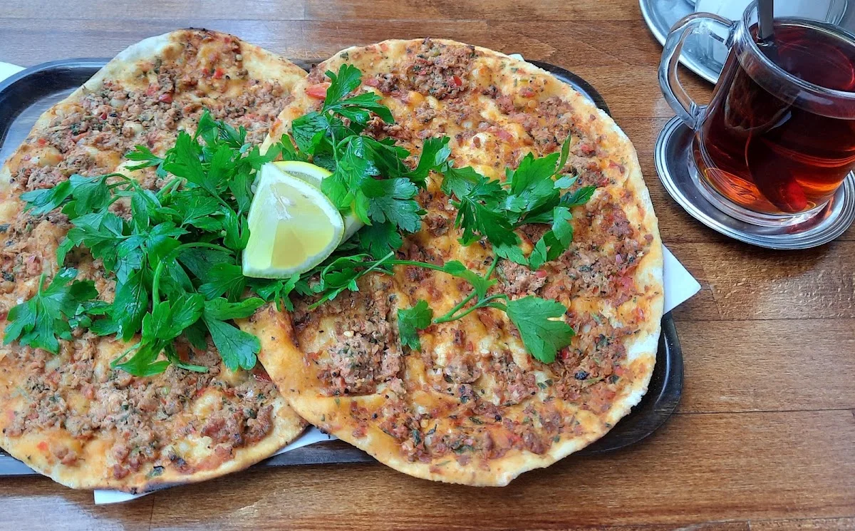 Doyum Restaurant – Essen und Trinken in Berlin