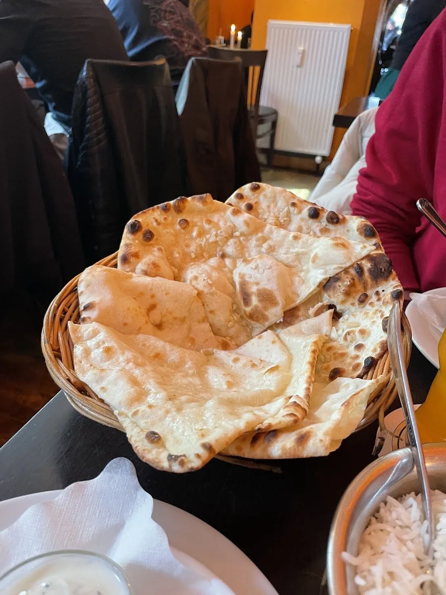 Sadhu Restaurant – Naan in Berlin
