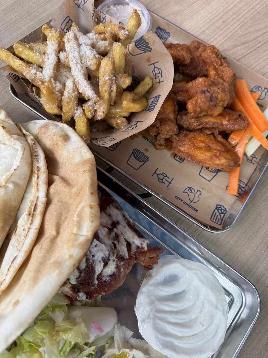Nhas City Chicken – Hähnchenrestaurant in Berlin