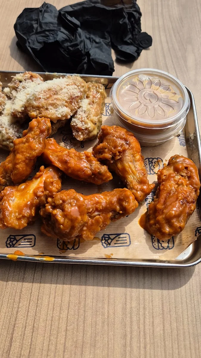 Nhas City Chicken – Hähnchenrestaurant in Berlin