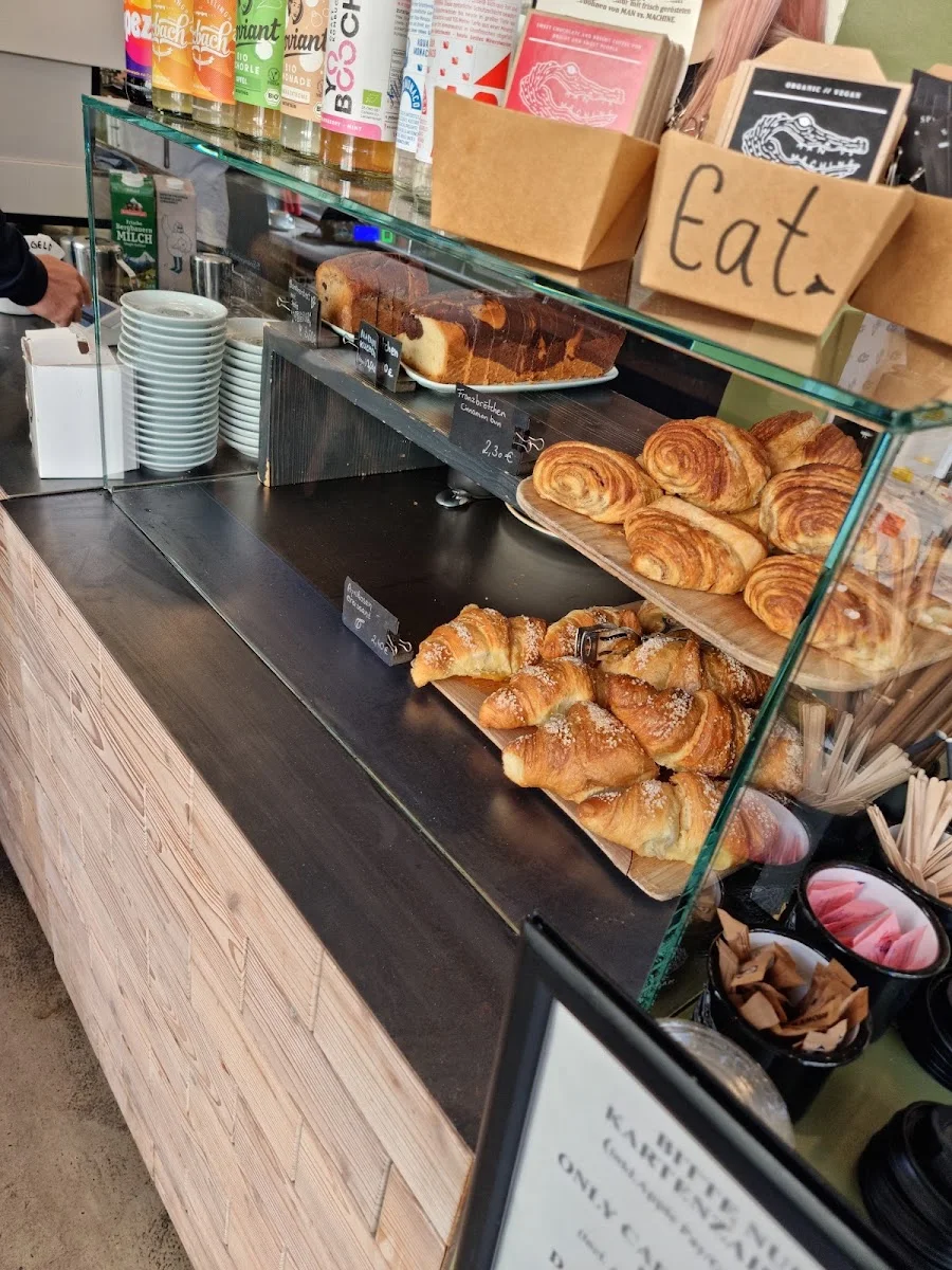 Man versus Machine Coffee Roasters & Ceremonial Grade Matcha – Essen und Trinken in München, Bayern