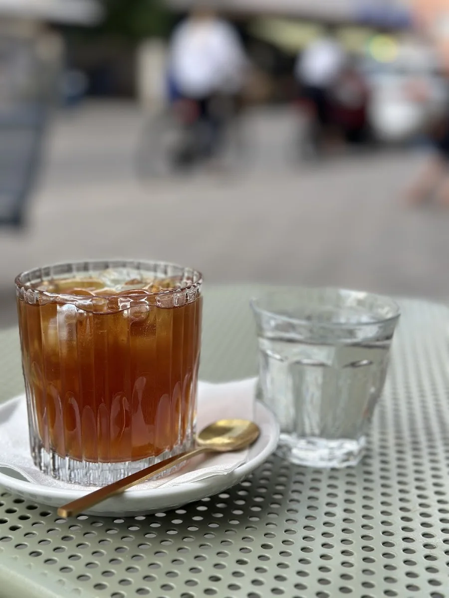 Man versus Machine Coffee Roasters & Ceremonial Grade Matcha – Eiskaffee in München, Bayern