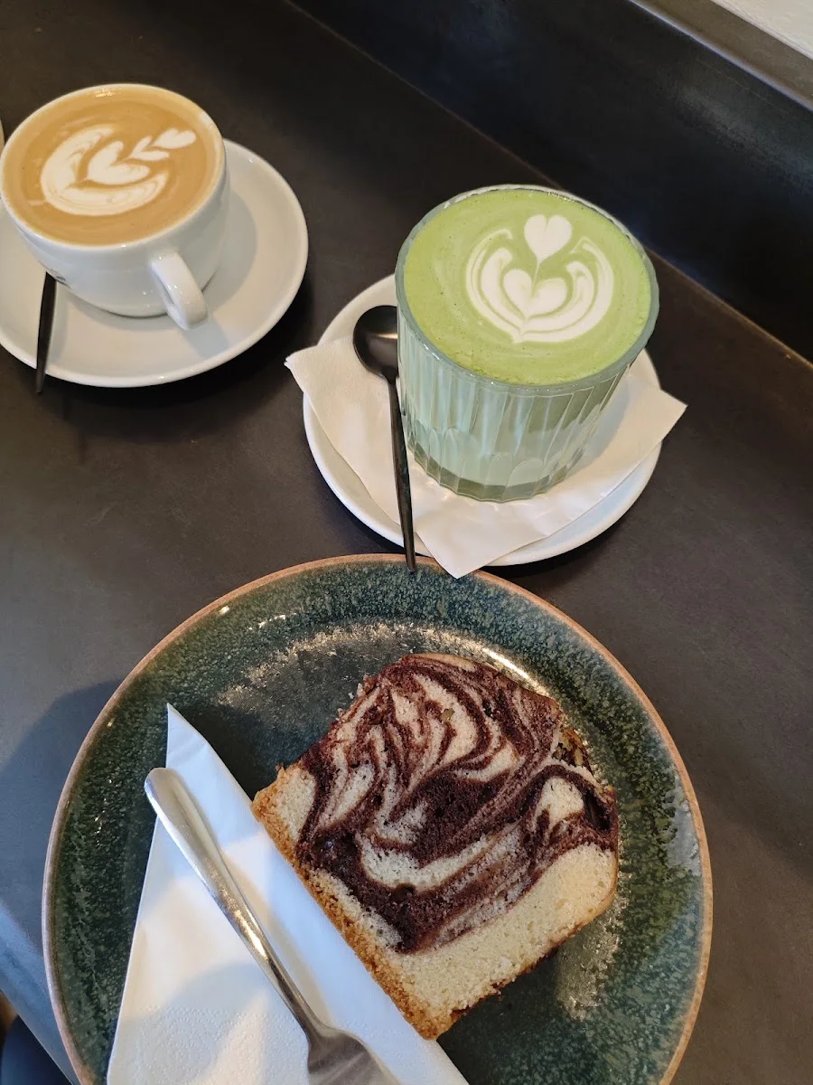 Man versus Machine Coffee Roasters & Ceremonial Grade Matcha – Kaffeekuchen in München, Bayern