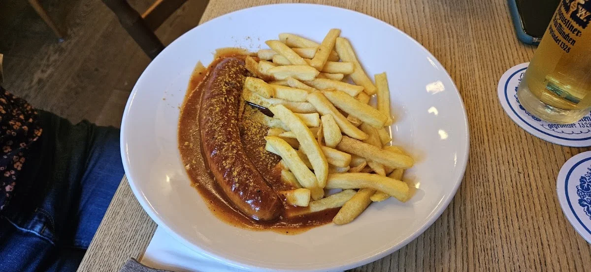 Haderner Augustiner – Currywurst in München, Bayern