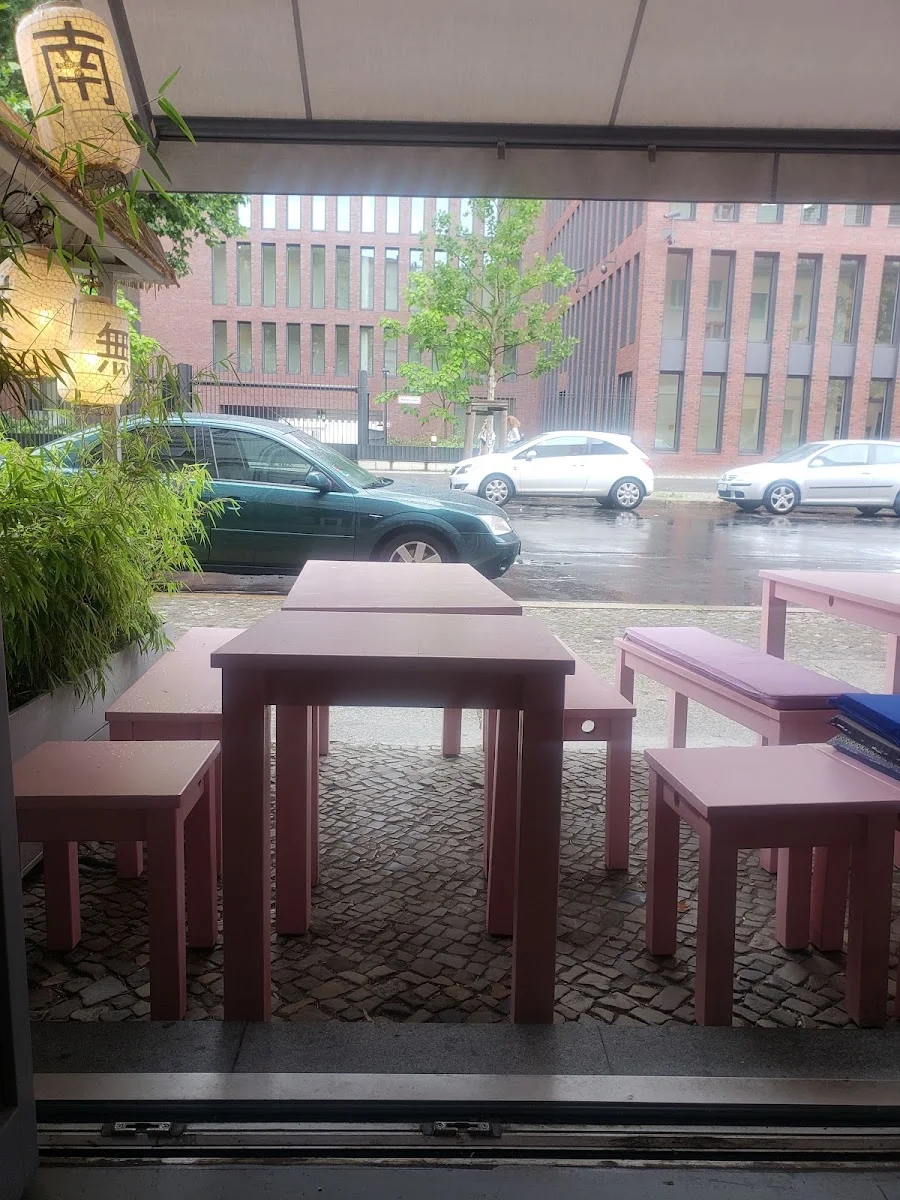 +84 – Atmosphäre in Berlin