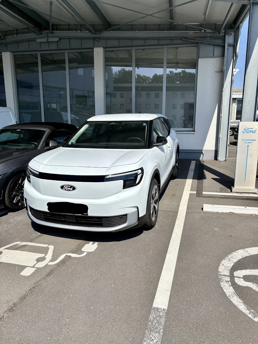 Autohaus Willi Müller GmbH – Besucherfoto von Volker Pleines in Bergisch Gladbach, Nordrhein-Westfalen