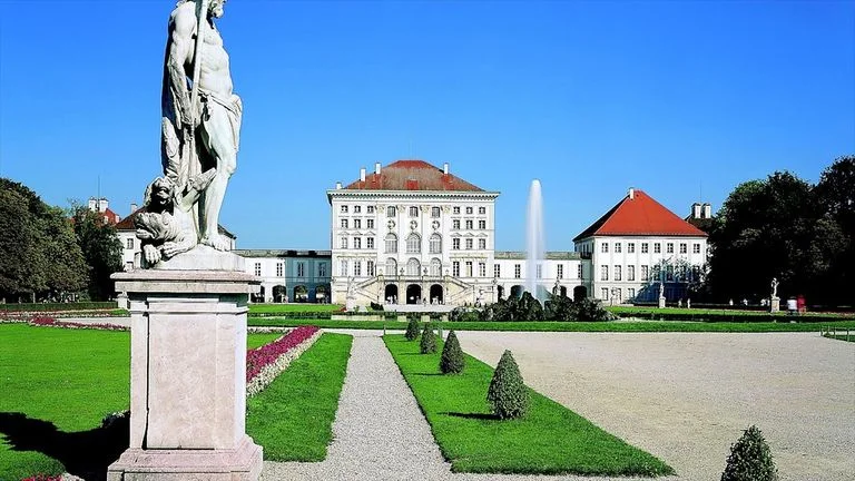 Schloss Nymphenburg – Garten in München, Bayern
