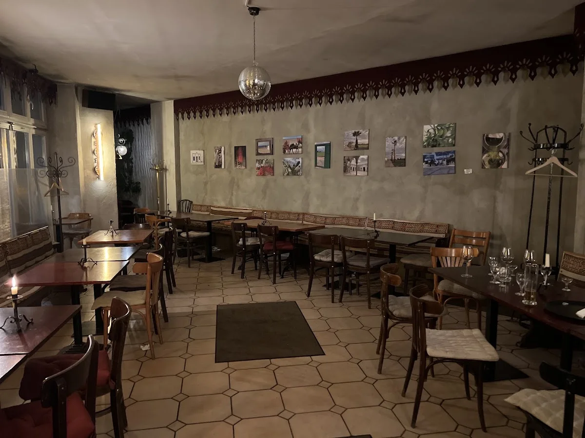MAISON RAHEL – Atmosphäre in Berlin