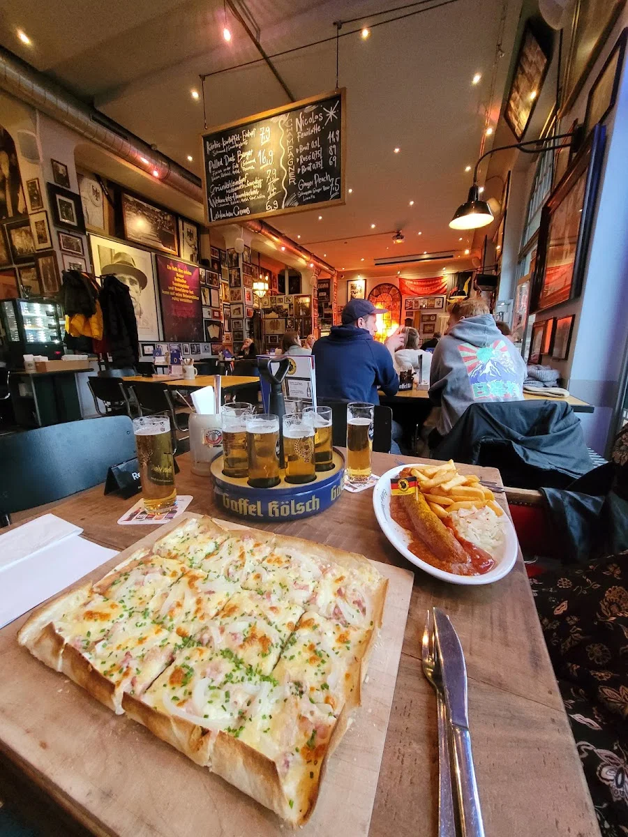 Ständige Vertretung – Pizza in Berlin