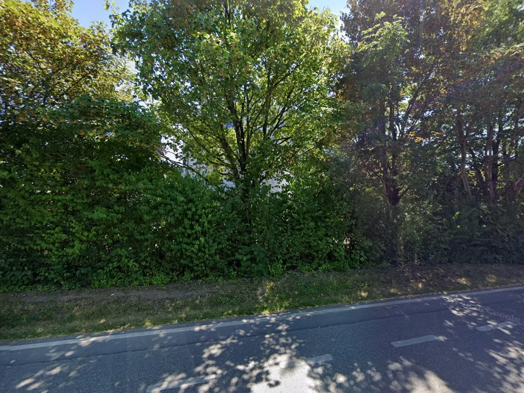 Heldenverlies – Street View & 360°-Fotos in Kirchheim bei München, Bayern