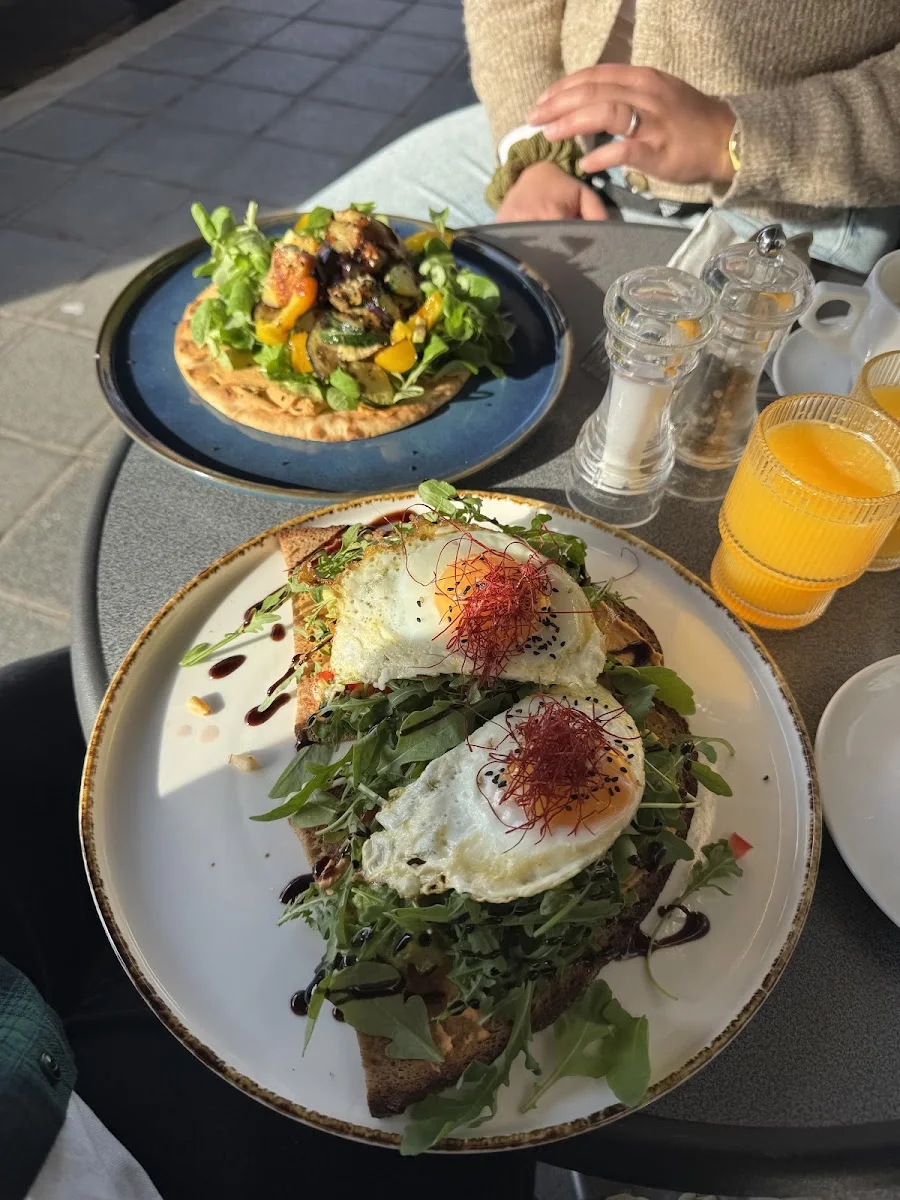 Café Brasserie Sebald – Avocado-Toast in Nürnberg, Bayern