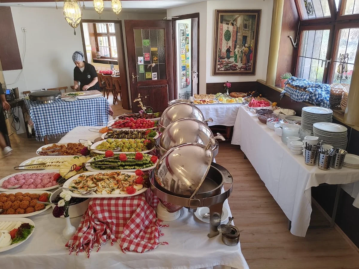 Taverna Yol – Essen und Trinken in Stuttgart, Baden-Württemberg