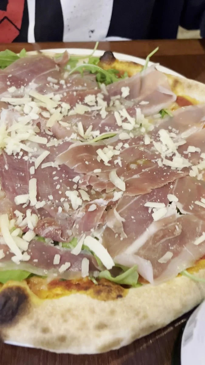 Il Valentino Köln-City – Pizzeria in Köln, Nordrhein-Westfalen