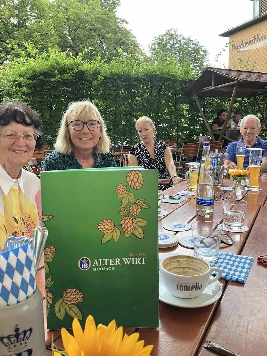 Alter Wirt Moosach – Bayerisches Restaurant in München, Bayern