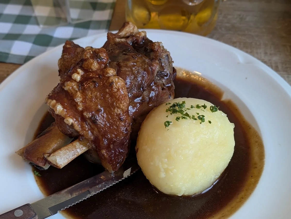 Alter Wirt Moosach – Sauerkraut in München, Bayern