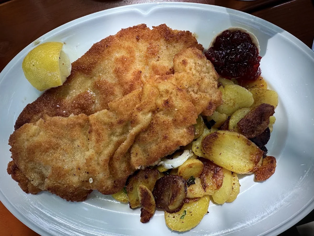Alter Wirt Moosach – Schnitzel in München, Bayern