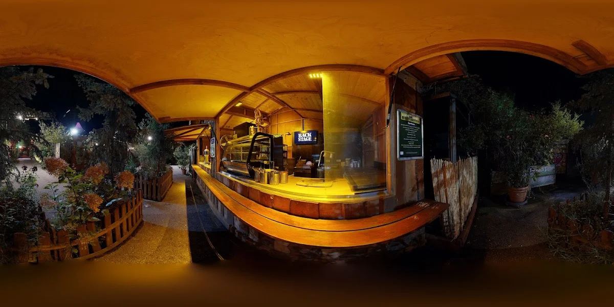 Backstage Kulturzentrum – Street View & 360°-Fotos in München, Bayern