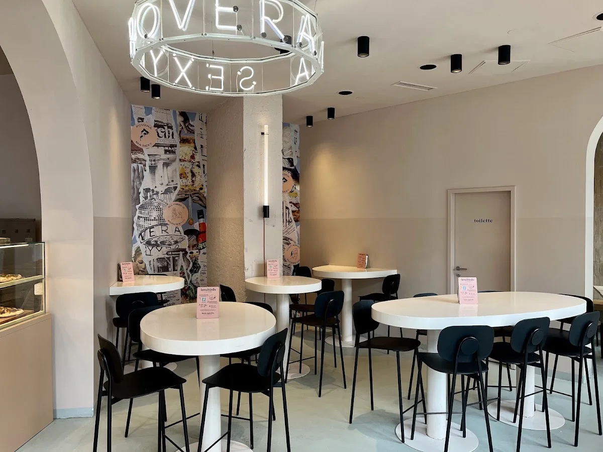 Lovebirds - Contemporary Pizza – Atmosphäre in Berlin
