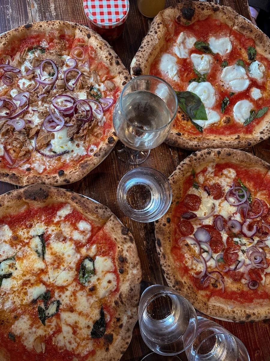 Super Bro's – Essen und Trinken in Frankfurt am Main, Hessen