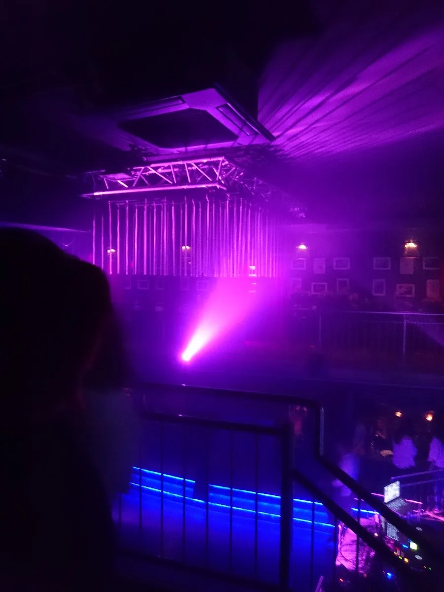 Privileg Club – Profilfoto in Braunschweig, Niedersachsen