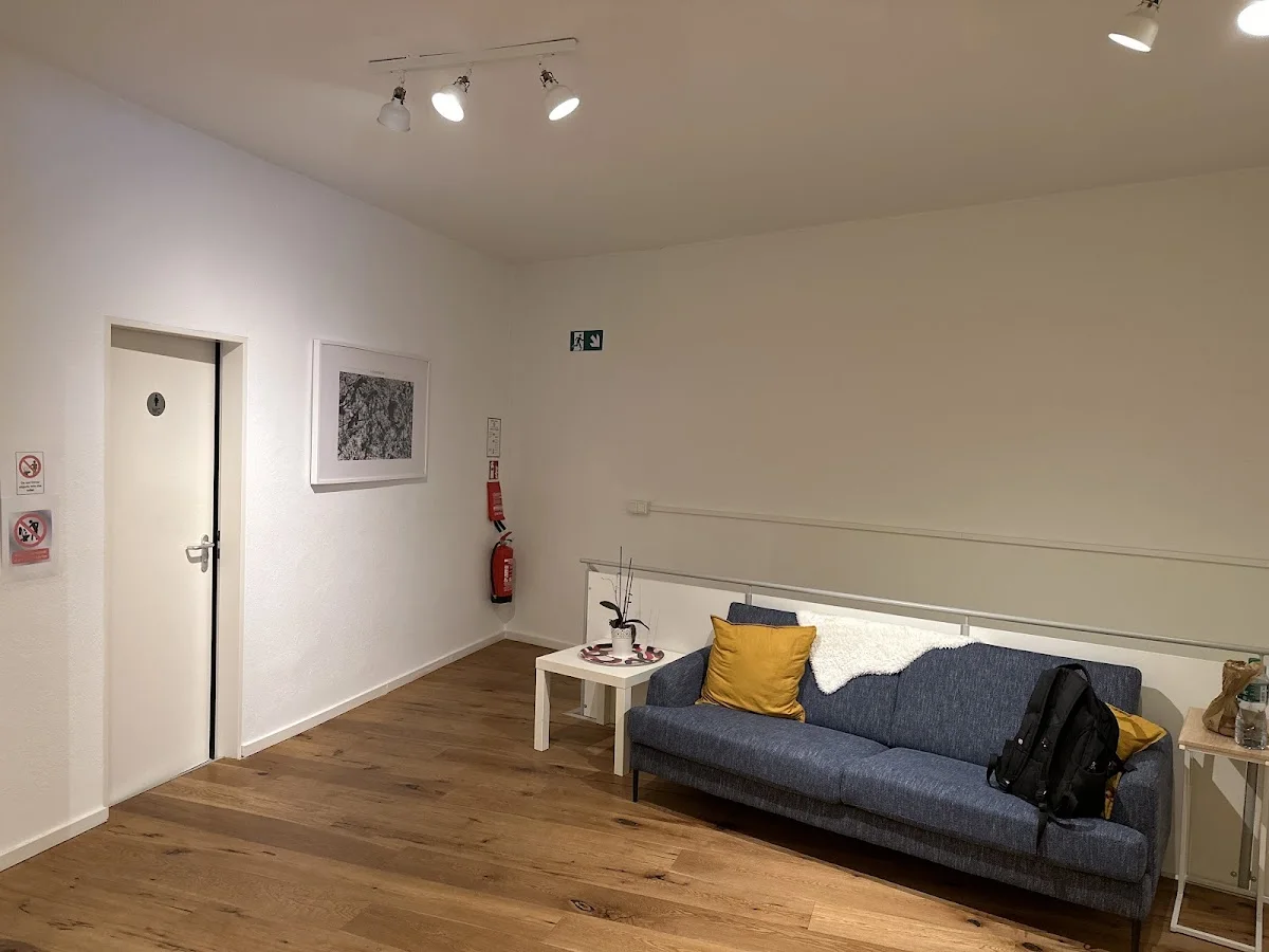 FreudeSprache International (FSI Sprachschule) GmbH 德国FSI教育学院 – Besucherfoto: Linsen Yang in Düsseldorf, Nordrhein-Westfalen