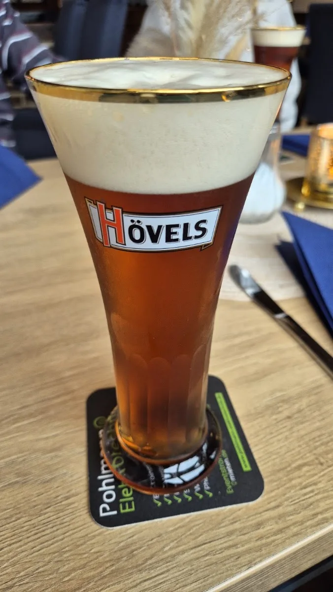 Finkenwerder Landungsbrücke – Bier in Hamburg