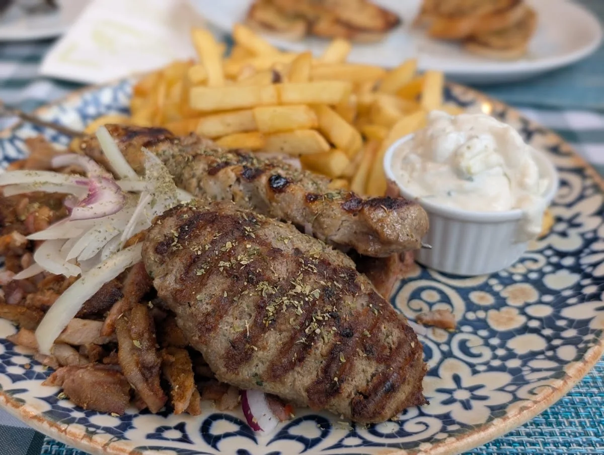 Taverna LINDOS Griechisches Restaurant in Hoppegarten Hönow – Pommes frites in Hönow, Brandenburg