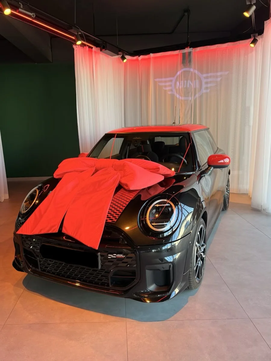 BMW Stuttgart – Besucherfoto von Mitch in Stuttgart, Baden-Württemberg