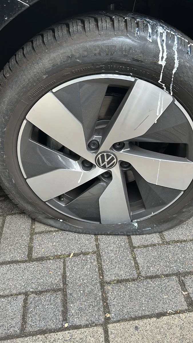 Premio Reifen + Autoservice W. Johann GmbH – Besucherfoto von Thomas Becir in Troisdorf, Nordrhein-Westfalen