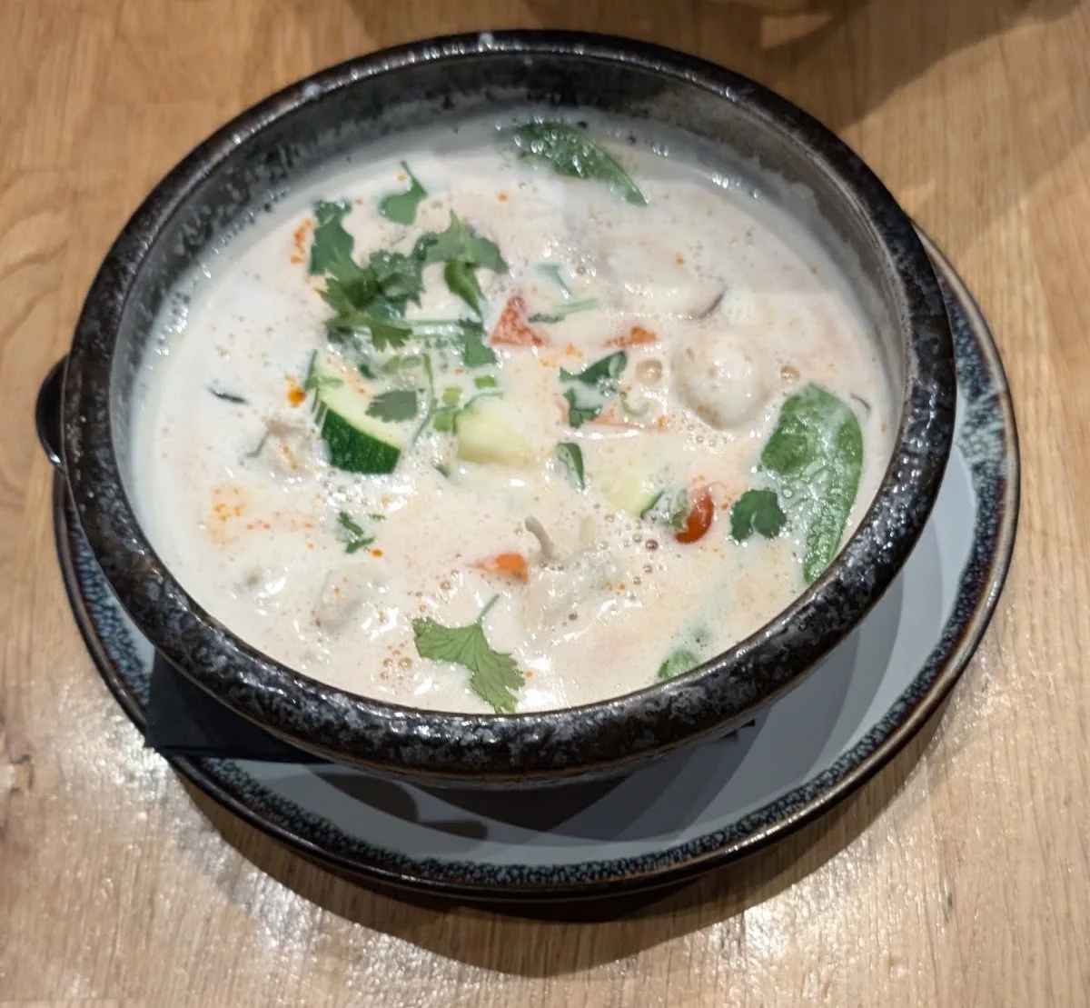 Mido Restaurant – Kokosnusssuppe in Berlin