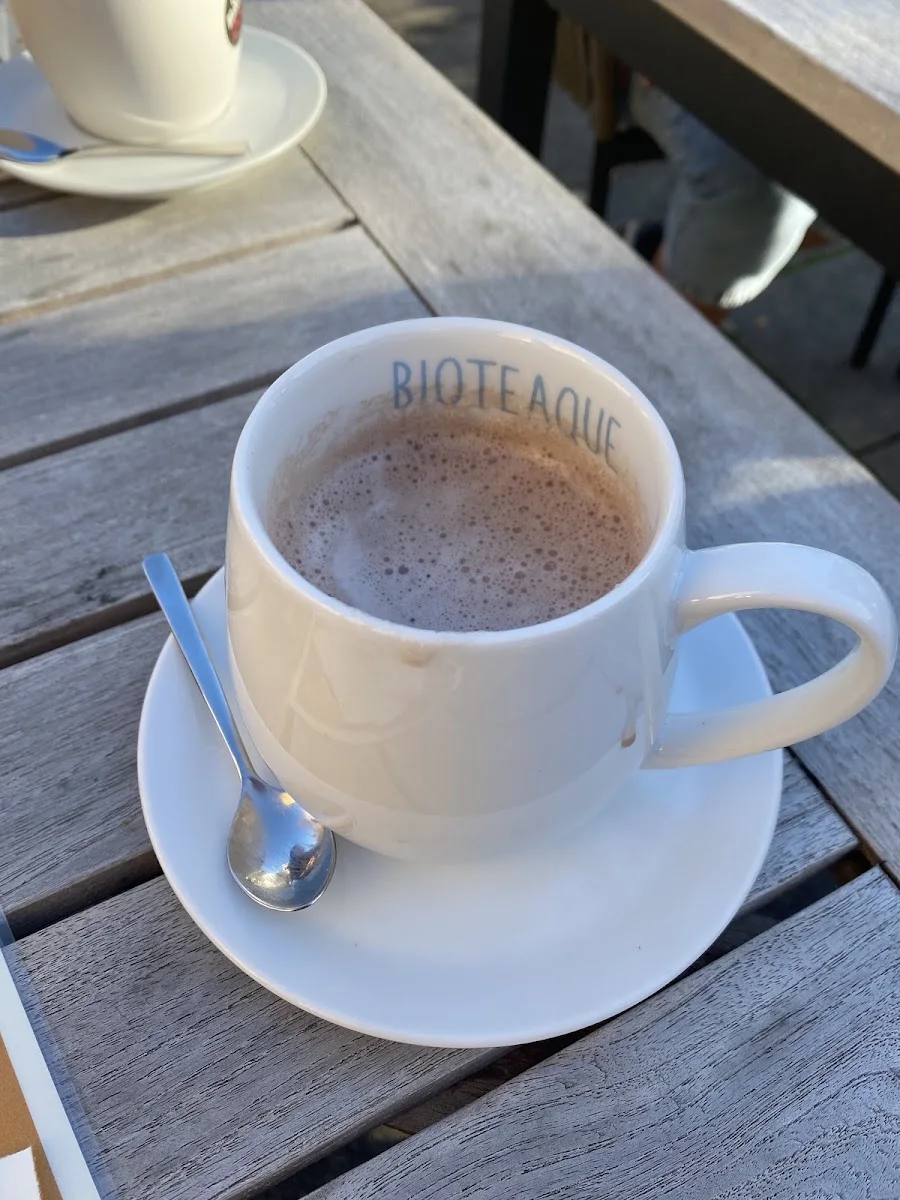 Ella - Restaurant & Café am Königsplatz – Espresso in München, Bayern