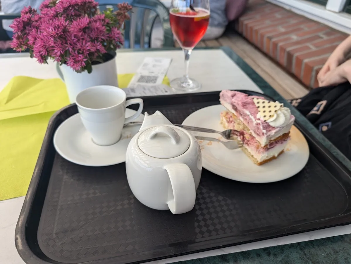 Obst-Paradies - Familie Kleinwort – Apfelkuchen in Wedel, Schleswig-Holstein